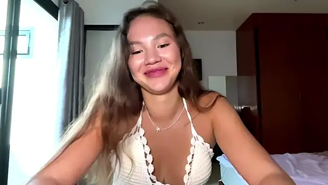 Pertunjukan Kamera Web kamila_18_french