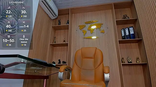 Pokazy przed kamerką – George_Diesell