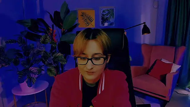 Chatroom XXX en direct de LixeLuna