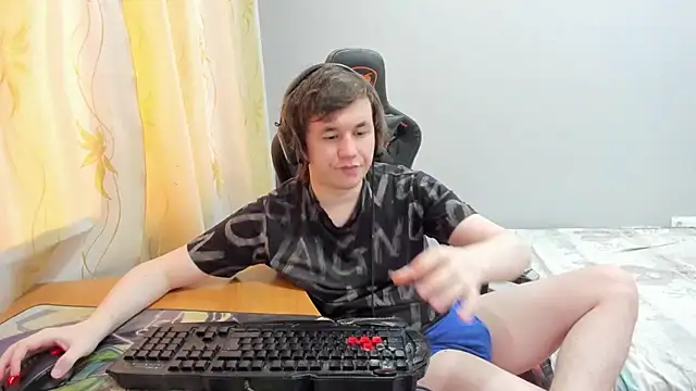 Вебкам-шоу iliaskrislove