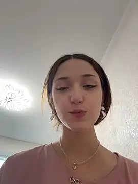 DollyTall's Webcam Show