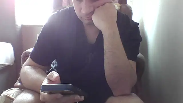 YakisikliSikici Adlı Modelin Web Kamerası Şovu