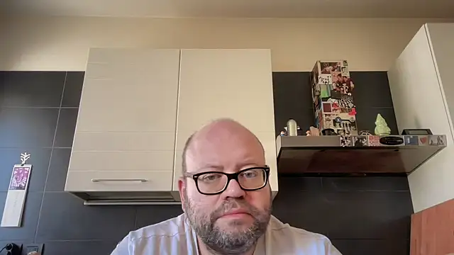 theitalianbearのウェブカメラショー