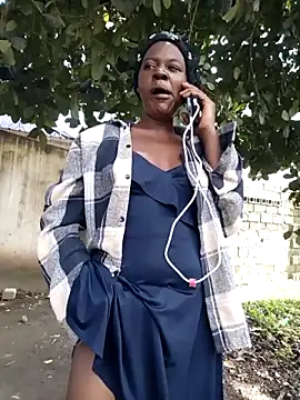 Broan_me Adlı Modelin Canlı XXX Sohbeti