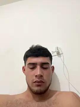 jhayko22 Adlı Modelin Canlı XXX Sohbeti