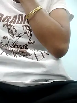 Karishma_88 Adlı Modelin Web Kamerası Şovu