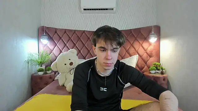 DaveBevy live XXX chat