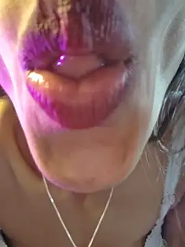 Czat XXX na żywo – Ivy_the_goddess