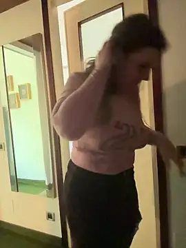 دردشة Sunbelxx الجنسية المباشرة