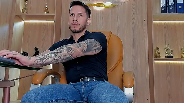 George_Diesell Live XXX Chat