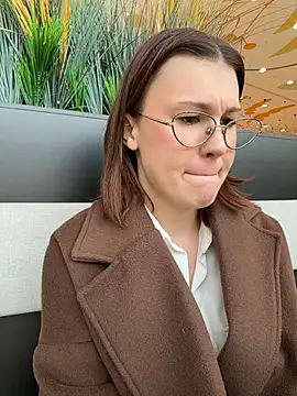 دردشة RinaCat الجنسية المباشرة