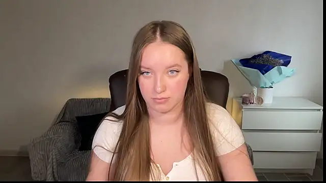 EvaMaddison – Naživo XXX chat