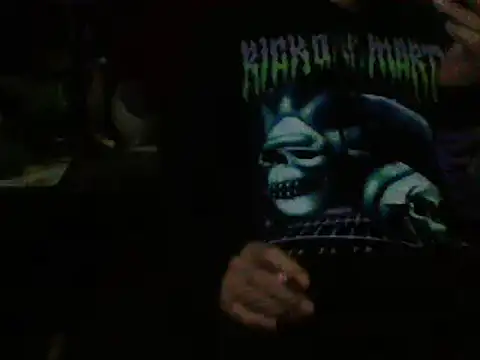 mrdemoncrowly Show in webcam