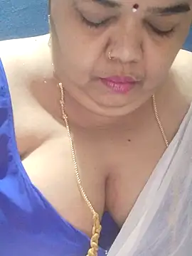 tamilthanushri's Live XXX Chat