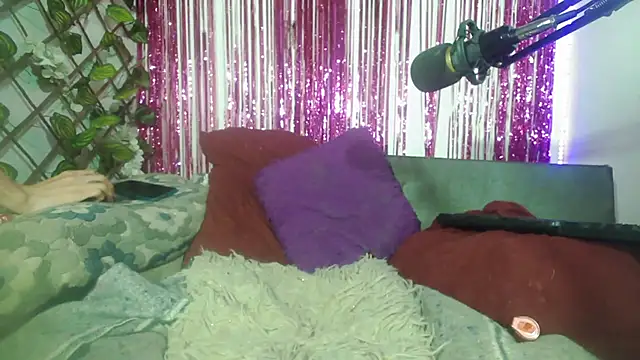 Show modela princesskitty111 na web-kameri