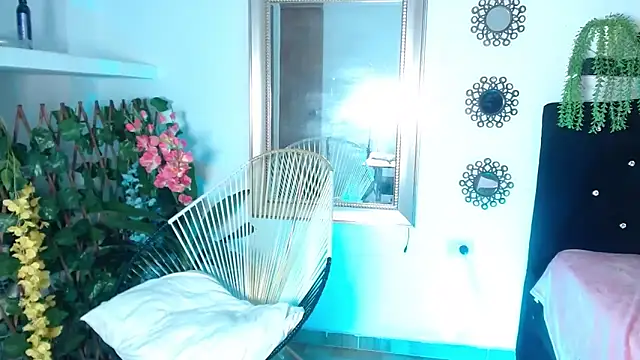 gabie_rosse: διαδικτυακό σόου στην κάμερα