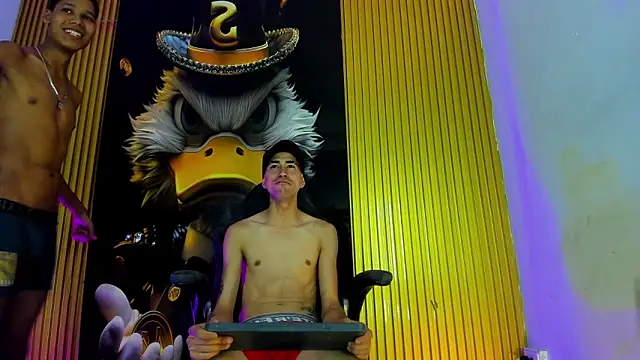 Gang_Members_xxx Webcam-Show