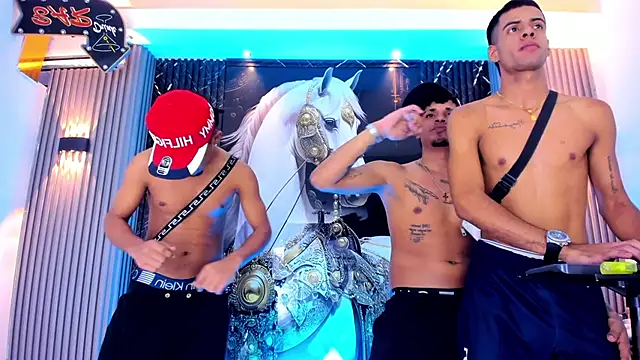 Webkamerová show the_knights_of_the_night_