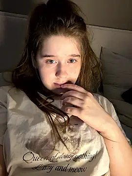 HornyGirlHのウェブカメラショー