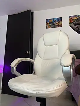 engell_brunetn Webbikameraesitys