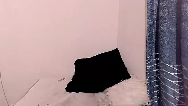 Luscious_Lexy: διαδικτυακό σόου στην κάμερα