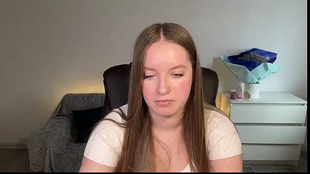 EvaMaddisonのライブXXXチャット