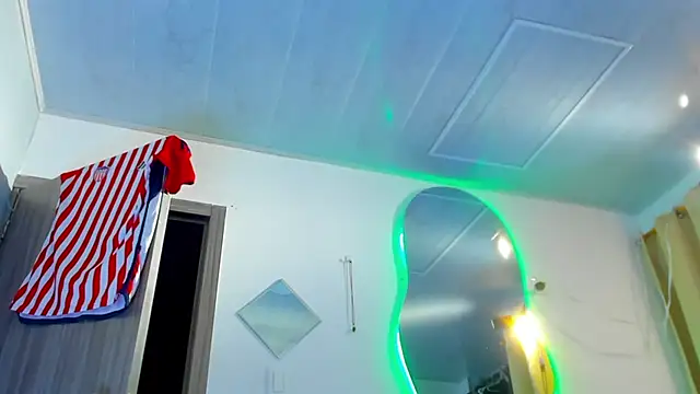 Czat XXX na żywo – Kris_Khalifa69