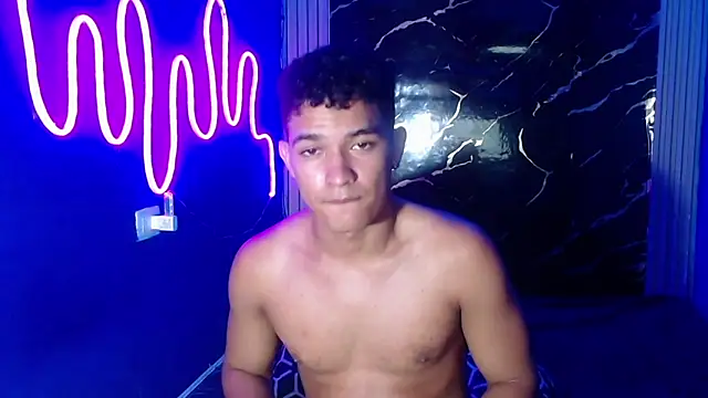 โ  ชว์เว็บแคมของ jamescurly00