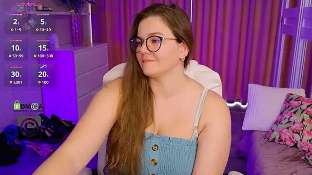 KellyKleine Live XXX Chat