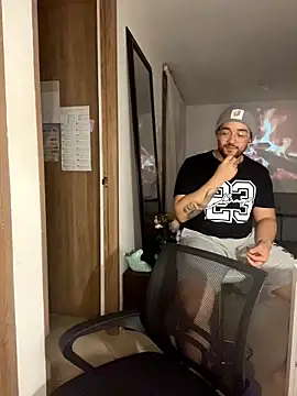 Im_sophiie: απευθείας συνομιλία ΧΧΧ