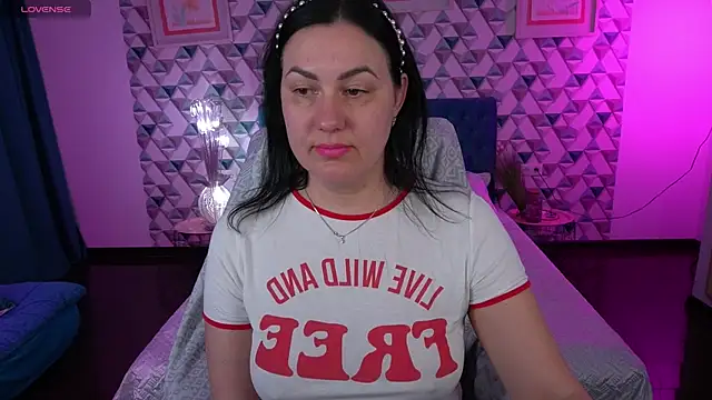 แชท XXX สดของ VelvetLuck