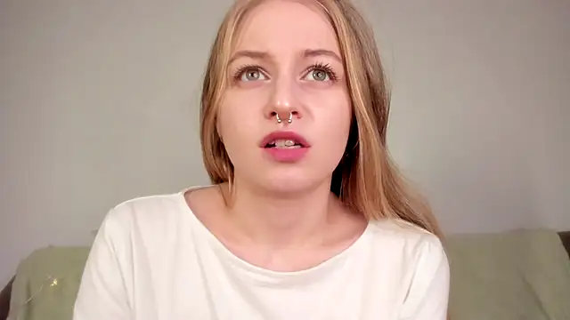 MiaMews – Live XXX-chat