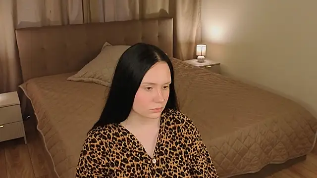 Вебкам-шоу DeloresSaberi