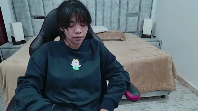 laureentt_ Live XXX Chat