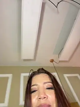 Pushaina__1: απευθείας συνομιλία ΧΧΧ