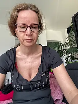 AnnikaRose: απευθείας συνομιλία ΧΧΧ