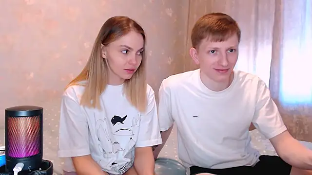 juliaanddima Chat XXX live