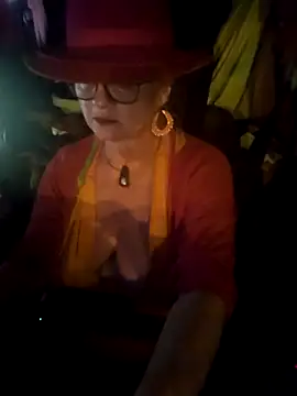 Hot-MuciのライブXXXチャット