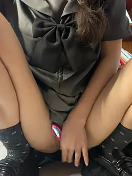 Fire-18 Adlı Modelin Canlı XXX Sohbeti