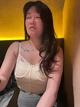 Molly-xiao's Live XXX Chat