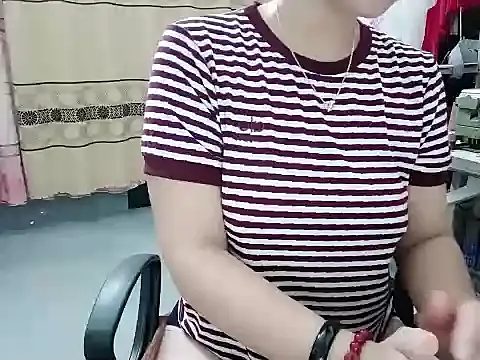 Heni6368: онлайн-секс-чат