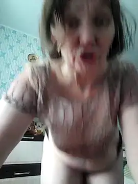 MargoFire5231: διαδικτυακό σόου στην κάμερα