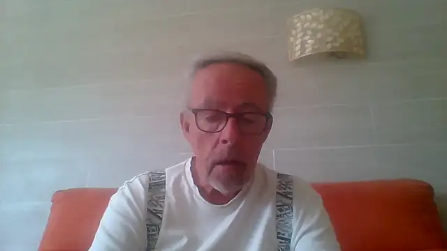 Pokazy przed kamerką – tuggy59