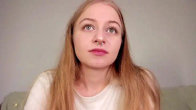 MiaMews: απευθείας συνομιλία ΧΧΧ