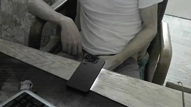 แชท XXX สดของ FiSTALiTY