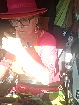 Hot-Mucin Live XXX chat