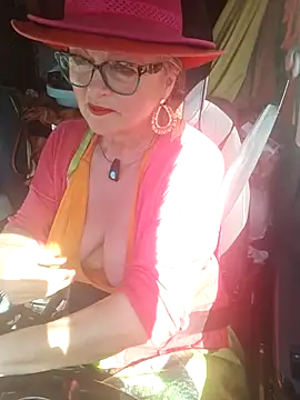 Sembang XXX Secara Langsung Hot-Muci