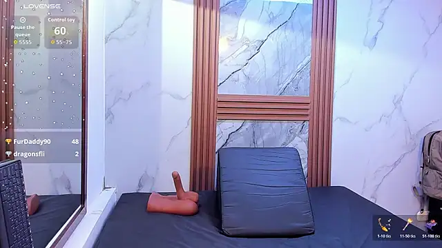 HannyMansonh 现场XXX聊天