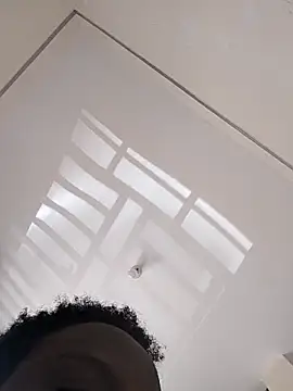 Coco_squirter Webcam-Show