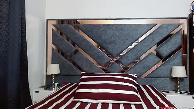 KarlaTesg Chat XXX in diretta